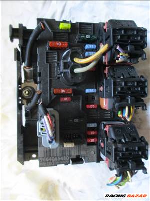 Peugeot 207 307 Citroën C2 C3 C4  BSM külső biztosítéktábla L03 L04 9664055480 9664055580