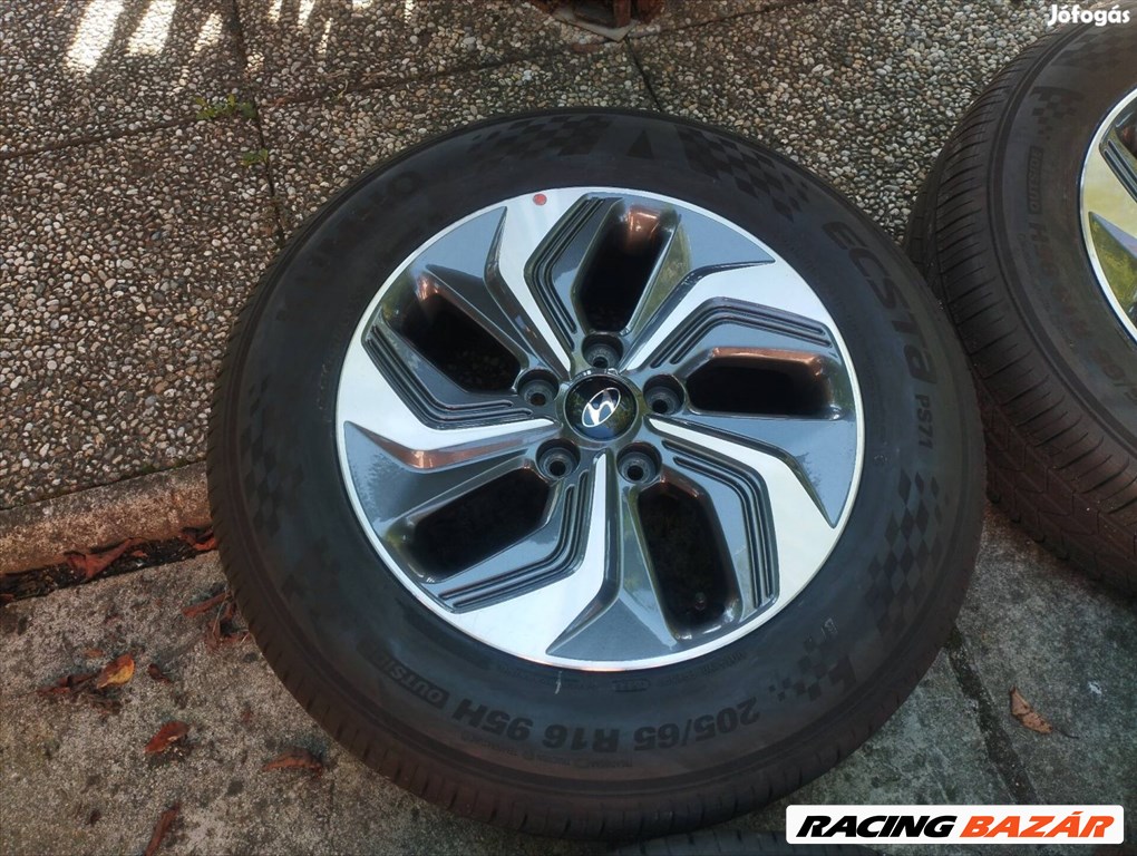 5x114,3 16 Hyundai Kona gyári - Kumho 205/65 r16 " nyári gumi 1. kép
