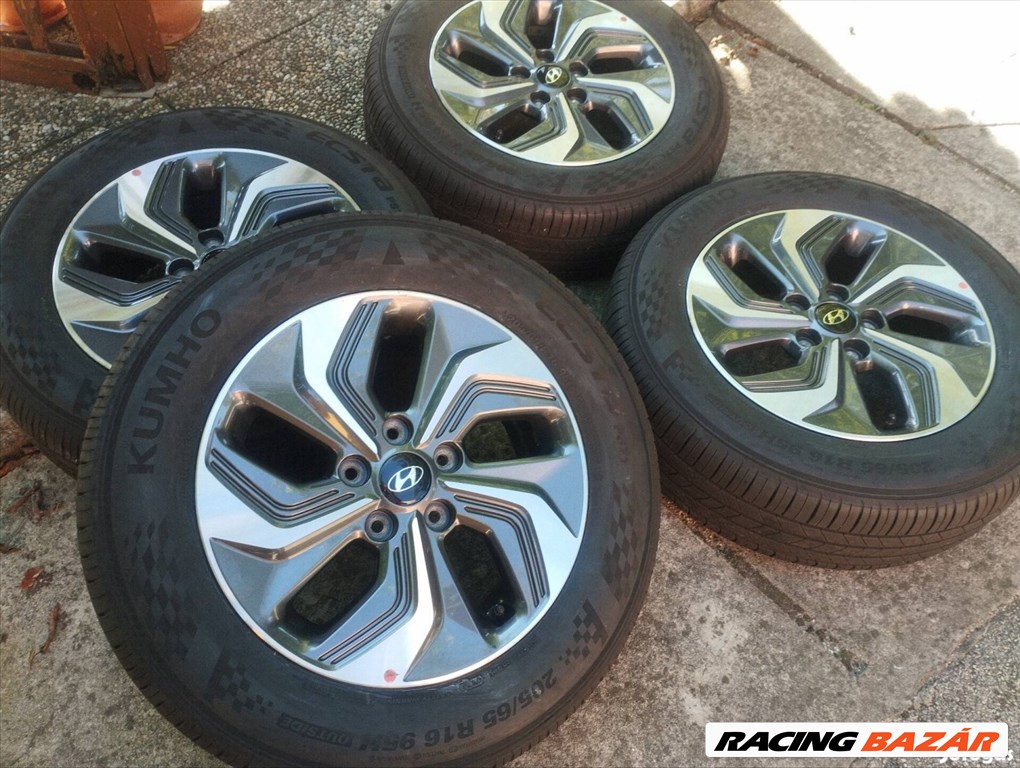 5x114,3 16 Hyundai Kona gyári - Kumho 205/65 r16 " nyári gumi 2. kép