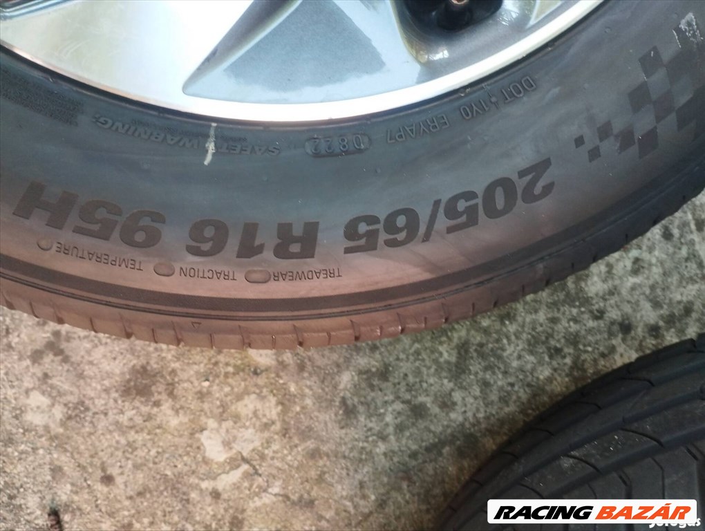 5x114,3 16 Hyundai Kona gyári - Kumho 205/65 r16 " nyári gumi 9. kép