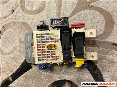 Kia Rio (UB) KIA RIO Biztosítéktábla Motortér 1w5701204040519 919501w5700