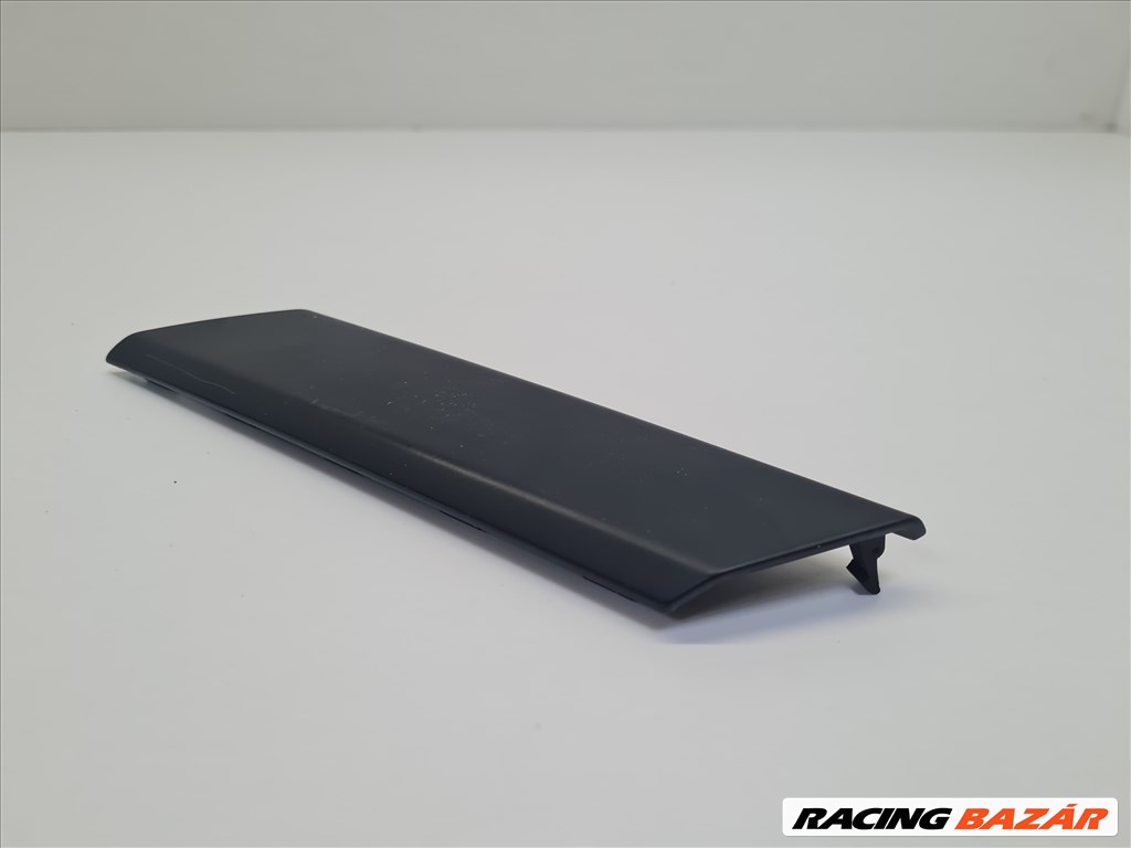 Volkswagen Golf VII jobb ajtóbehúzó műanyag borítás 5g0868040a 3. kép