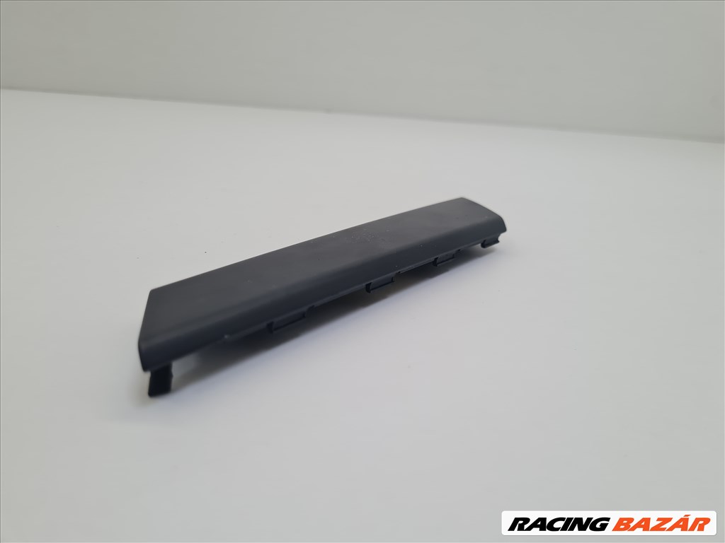 Volkswagen Golf VII jobb ajtóbehúzó műanyag borítás 5g0868040a 4. kép