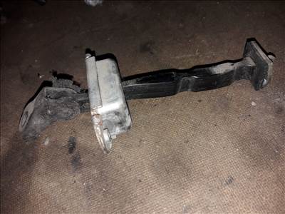 Nissan Navara D40 Első Ajtó Nyitáshatároló