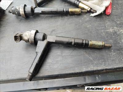 Opel Meriva 1.7 DTI porlasztók 8973138612