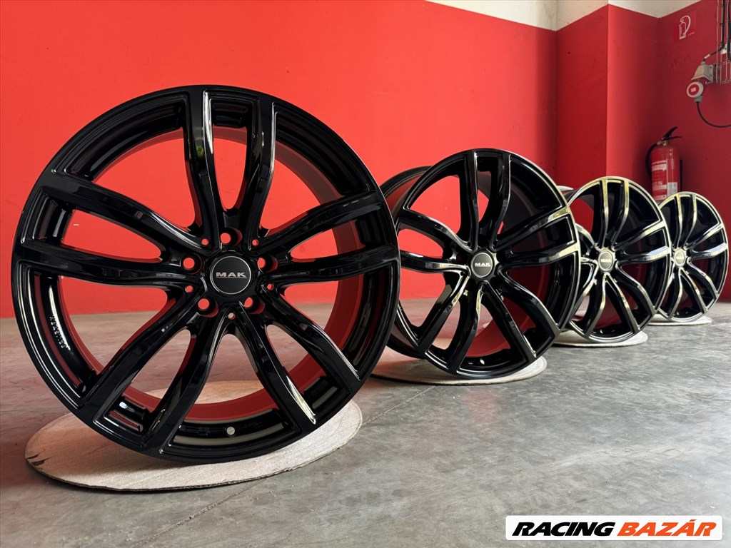 R17 5x120 (72.6) MAK FAHR GLOSS BLACK 8J ET30 új alufelnik felnik 17" 5. kép
