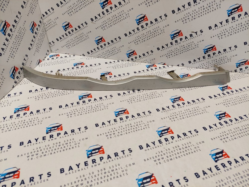BMW E46 sedan touring pre bal elsõ ezüst titansilber bajuszléc bajusz léc - hibás 1. kép