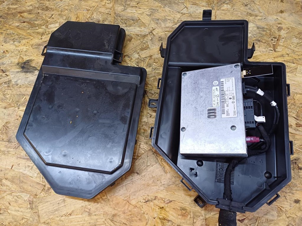 Audi A6 C6 4F ( 2004-2011) Bluetooth Modul 1. kép