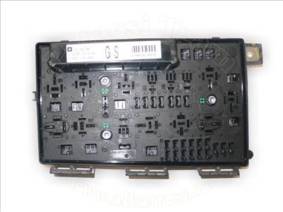 Opel Astra H 2003-2012 - biztosíték tábla, motor, jelölés: GS