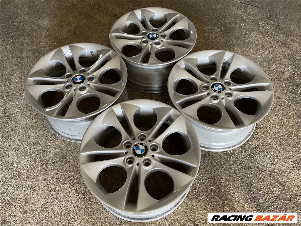 Kétszéles: Első: 8x18"  ET 47; Hátsó: 8,5x18"  ET50 újszerű gyári BMW alufelni 3. kép