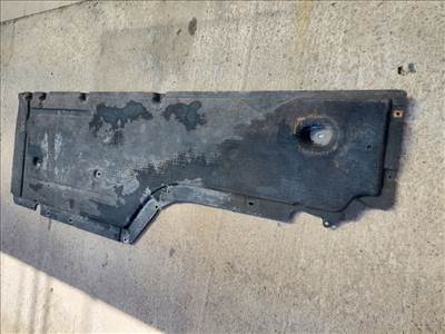 BMW E60 E61 jobb alsó nagy hosszú alsó burkolat páncél haslemez haspáncél