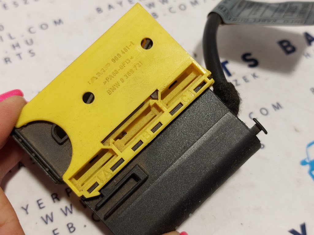 BMW E46 E63 E64 bal jobb elsõ övfeszítõ patron övcsat öv ülés csat kábel csatlakozó 3. kép