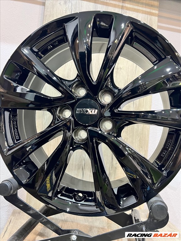  5x114.3 lyukosztású 7JJ 17" ETt47 új Oxxo alufelni 5. kép
