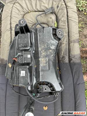 Audi A3 (8V),Golf VII, adblue tartály 5q0131877p, 7n0941329