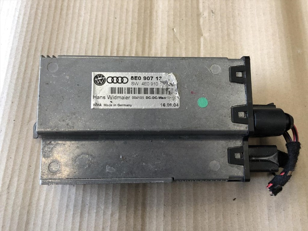 Audi A8 D3  (2002-2009)  Első Szélvédő Fűtés Vezérlő 1. kép