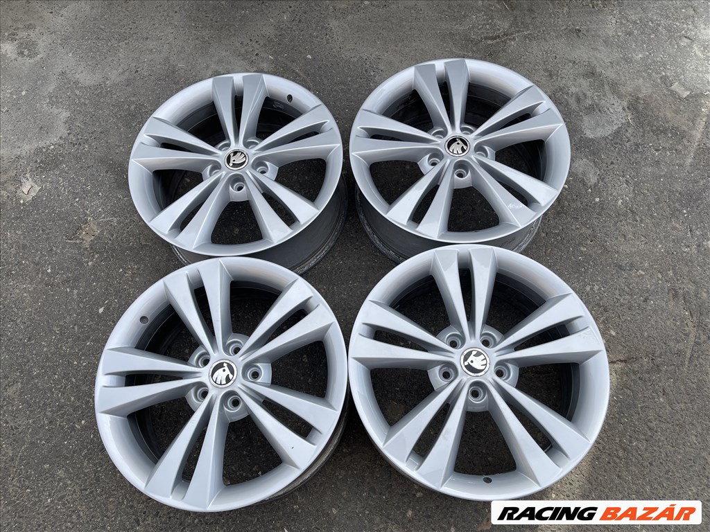  18"-as,5x112-es újszerű gyári Skoda alufelni 1. kép
