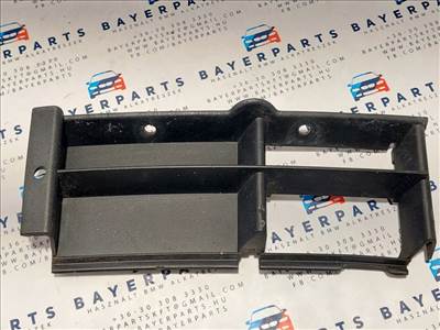 BMW E39 sedan touring facelift előtti lökhárító jobb első alsó rács