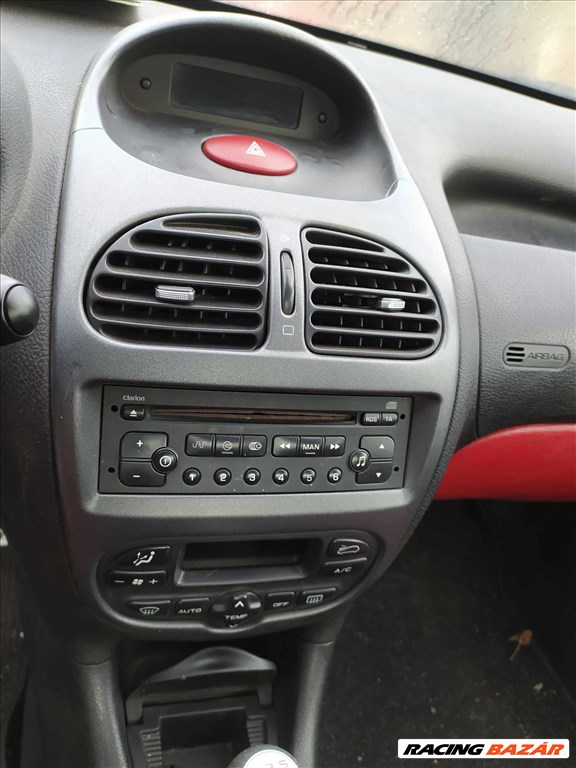 2003 Peugeot 206 CC 2.0 benzin, 5 fokozatú manuális- balkormányos jármű ÉRKEZETT bontási céllal!  8. kép