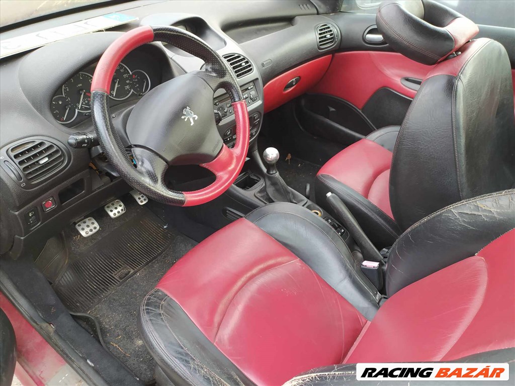 2003 Peugeot 206 CC 2.0 benzin, 5 fokozatú manuális- balkormányos jármű ÉRKEZETT bontási céllal!  10. kép