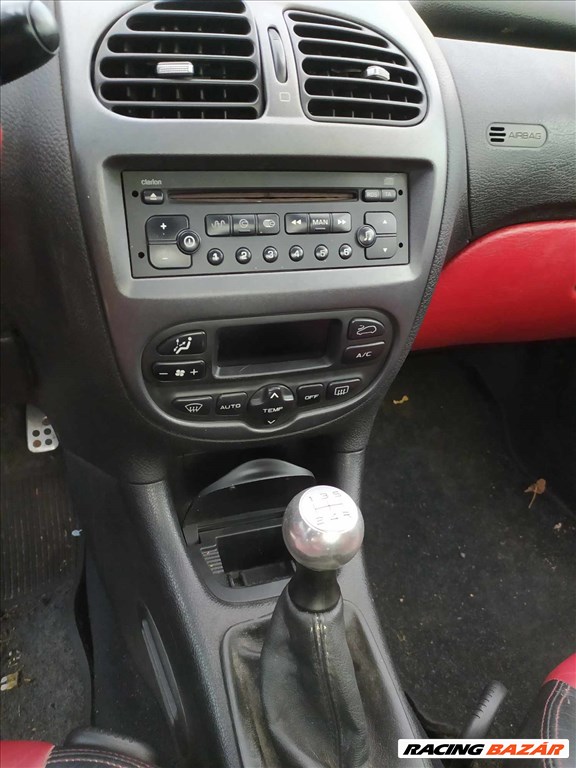 2003 Peugeot 206 CC 2.0 benzin, 5 fokozatú manuális- balkormányos jármű ÉRKEZETT bontási céllal!  13. kép