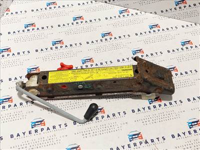 BMW E46 gyári emelő - rozsdás