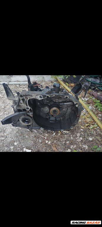 Opel Astra H 1.9 CDTI Váltó manuális 6 sebességes m32 1. kép