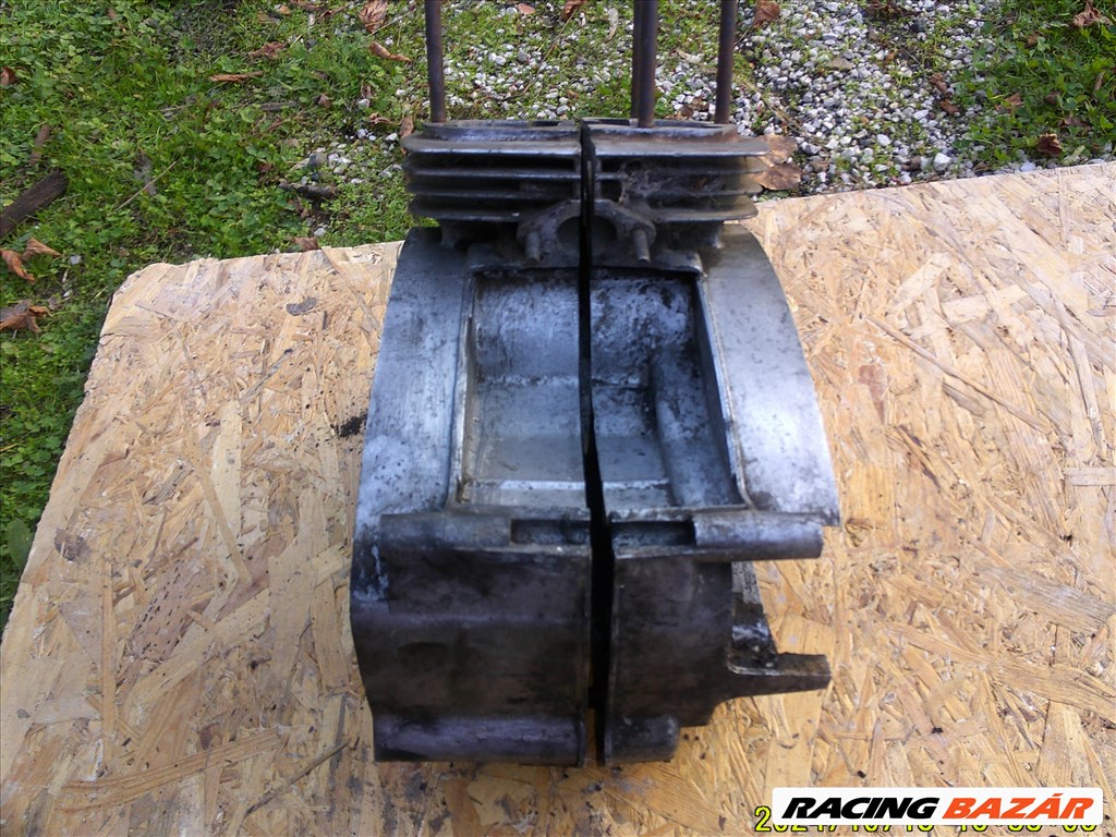 JAWA 350-360 MKP.-HOZ 1 PÁR ÜRES MOTORTŐMB ELADÓ 3. kép