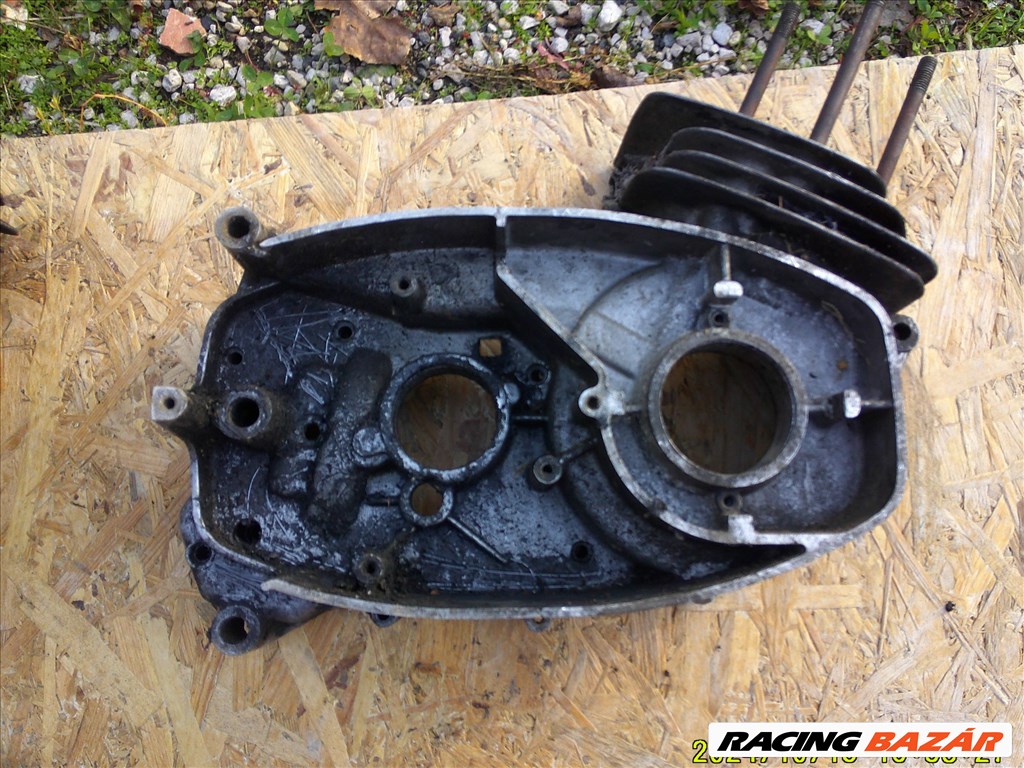 JAWA 350-360 MKP.-HOZ 1 PÁR ÜRES MOTORTŐMB ELADÓ 37. kép