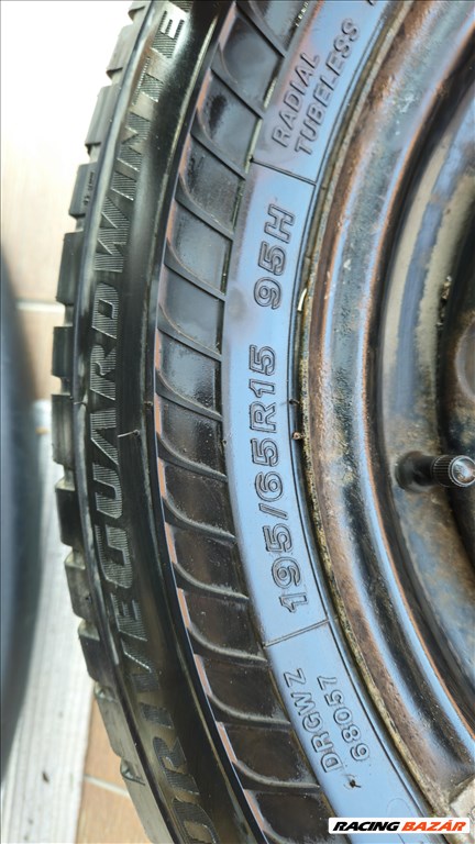 VW Golf 7, 4db 15" lemezfelni, + 195/65 R15 Bridgestone DEFEKTTŰRŐ téli gumi  6. kép