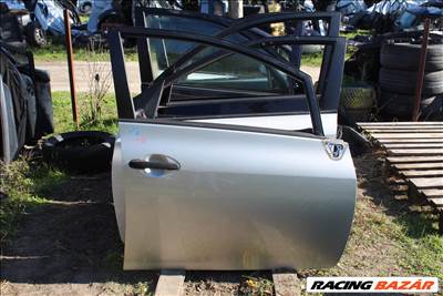 Toyota Auris  2008 jobb első ajtó komplett, tükör nélkül (1516)