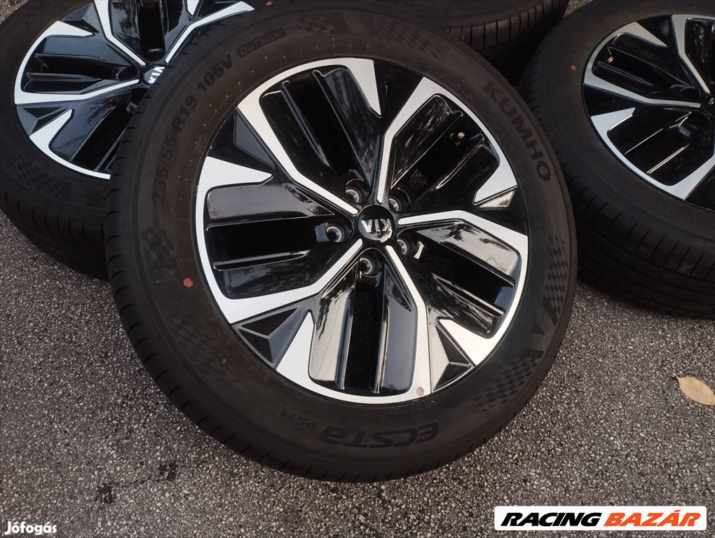 5x114,3 19 KIA Ev6 demo gyári felni - 235/55 r19 " Kumho nyári 1. kép