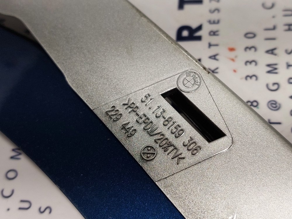 BMW E39 jobb elsõ bajuszléc bajusz léc 2. kép