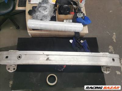 Fiat 500L 1.6 Multijet 16V Start&Stopp Első Lökhárító Merevítő (Fém)  51908252