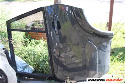 Toyota Rav 4  2 2000-2006 bal hátsó ajtó komplett,szélesített (1485)