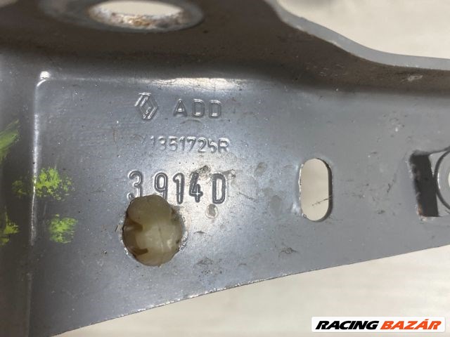 Renault Clio IV RENAULT CLIO IV Bal Sárvédő Oldaltartó 1351725r 3. kép