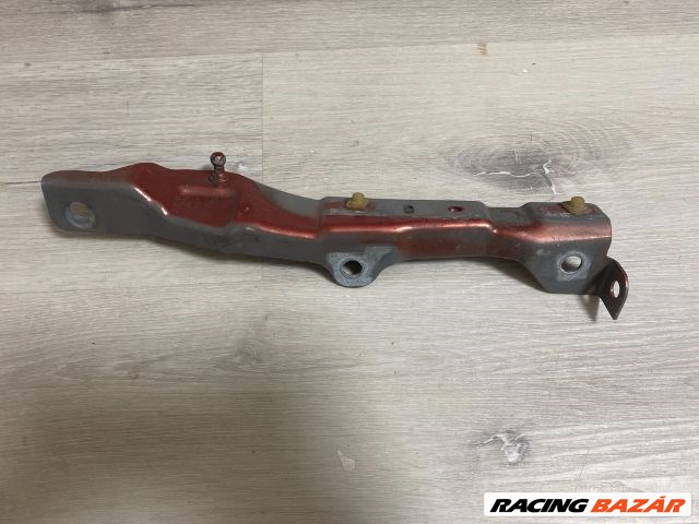 Renault Clio IV RENAULT CLIO IV Bal Sárvédő Oldaltartó 1351725r 1. kép