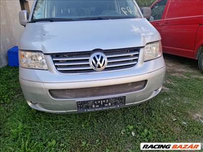 Volkswagen Transporter T5 bontott alkatrészei