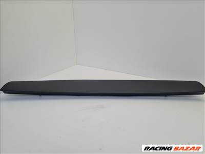 Volkswagen Golf VII csomagtérajtó burkolat 5g6867715