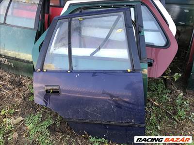 Suzuki Swift jobb hátsó ajtó eladó kék színben