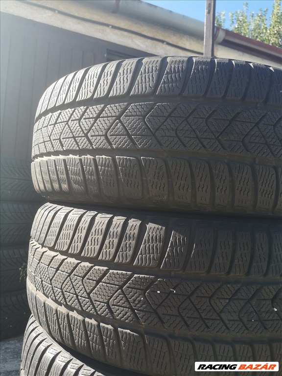  225/40R18 255/4018" újszerű Pirelli téli gumi gumi 2. kép