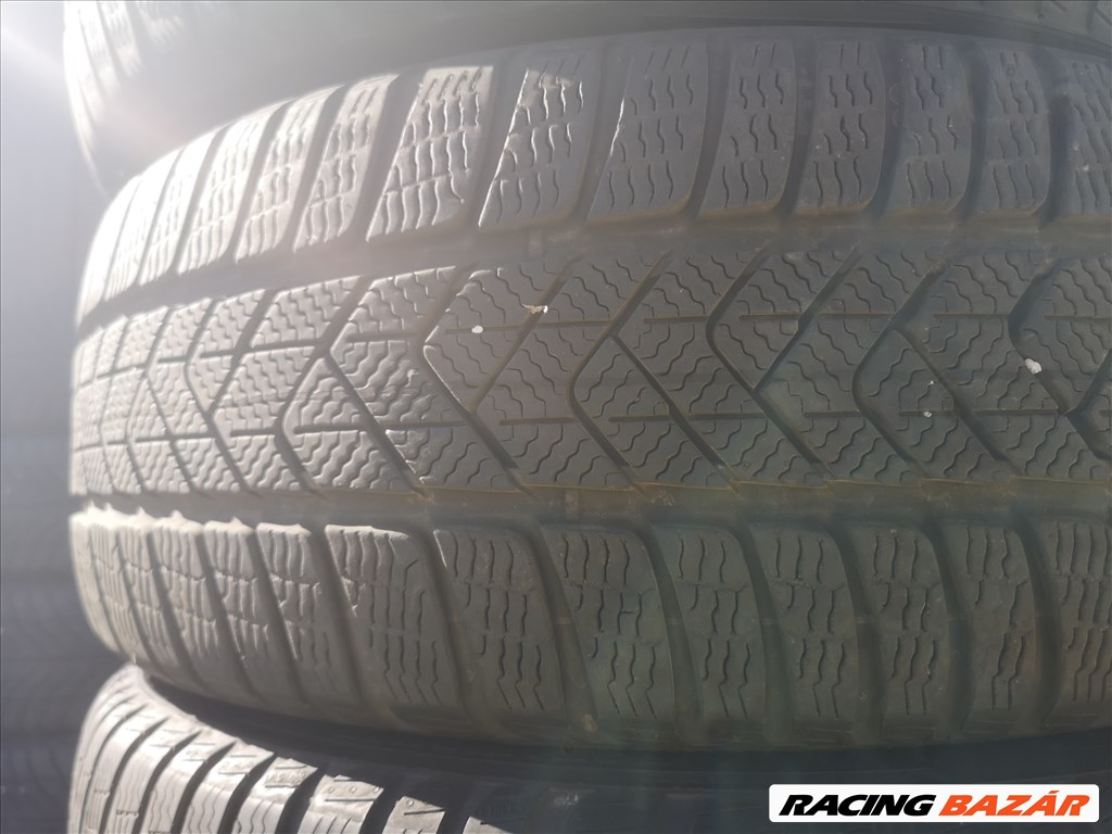  225/40R18 255/4018" újszerű Pirelli téli gumi gumi 5. kép