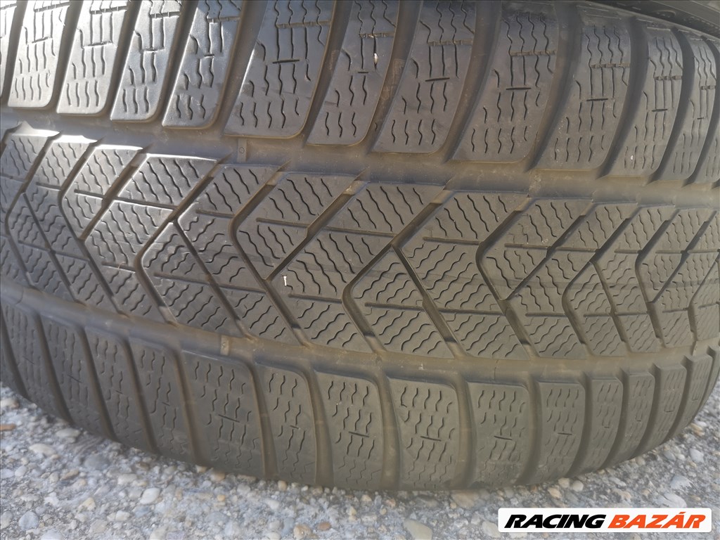  225/40R18 255/4018" újszerű Pirelli téli gumi gumi 7. kép