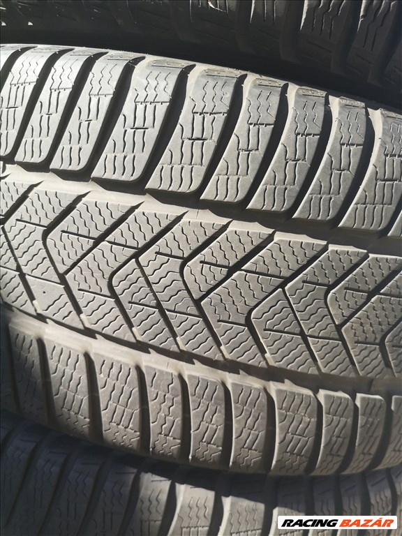  225/40R18 255/4018" újszerű Pirelli téli gumi gumi 9. kép