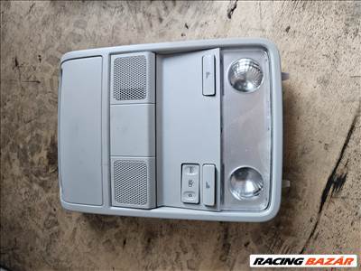 Volkswagen Golf VI Középső világítás 