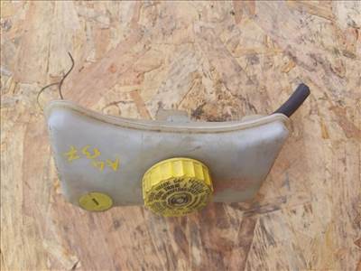 Audi A4 B7  (2004-2008) Fékolaj Tartály