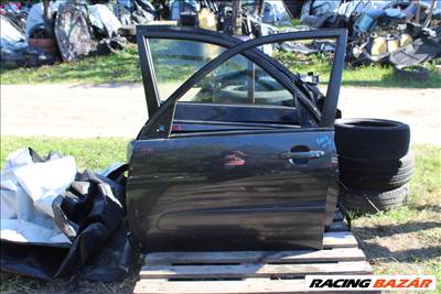 Toyota Rav4 2 2000-2006 bal első ajtó komplett, tükör nélkül (1510)