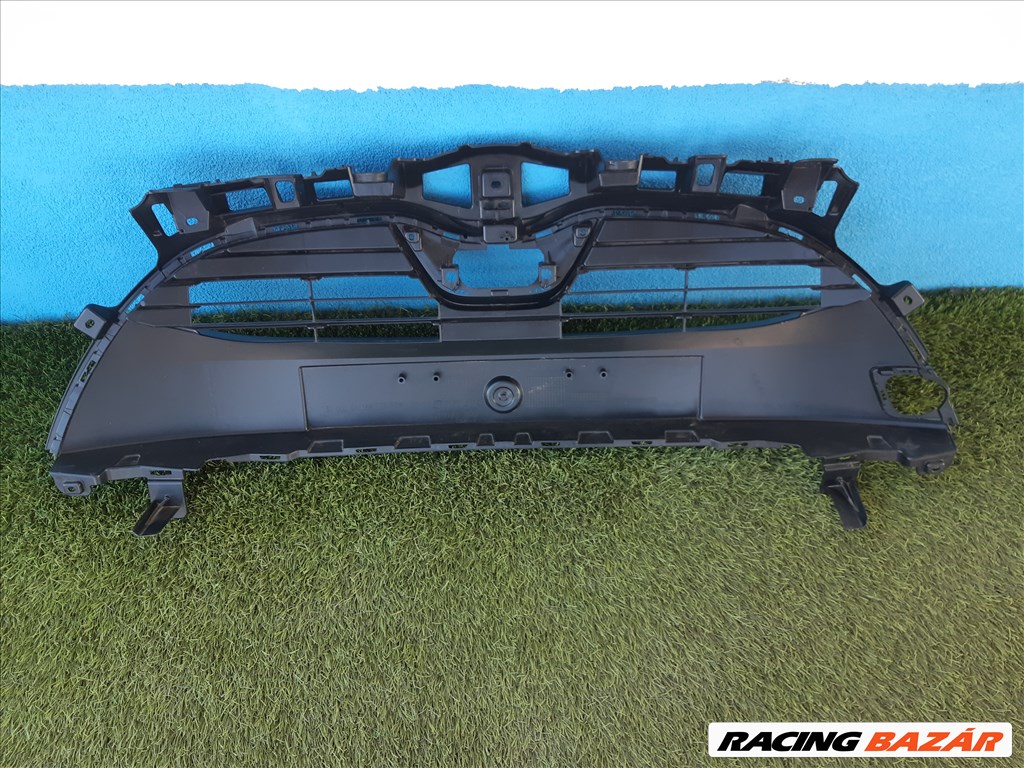 Toyota Yaris IV. első lökhárító hűtőrács (grill) középső rész 531110DD40 531100D350 3. kép
