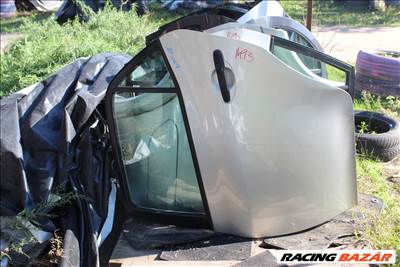 Toyota Auris 2008 bal hátsó ajtó komplett (1493)