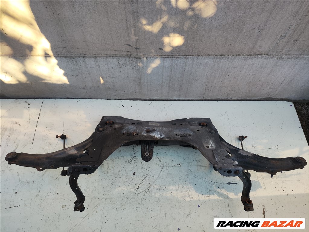 Renault Mégane II 1.5 dCi első bölcső  8200275526 5. kép