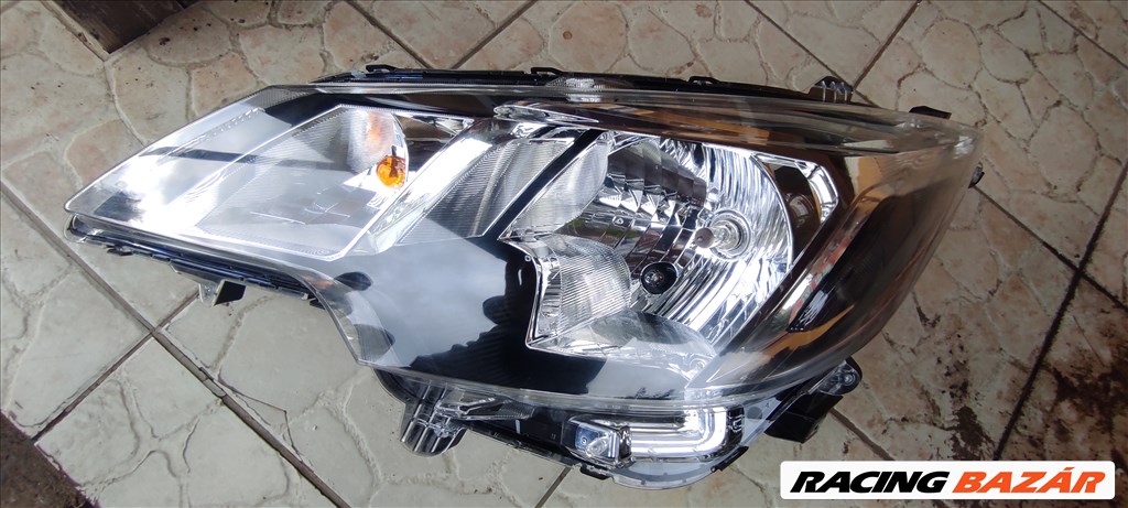 Mitsubishi Space Star II Bal első fènyszóró 2020-tól. 1. kép